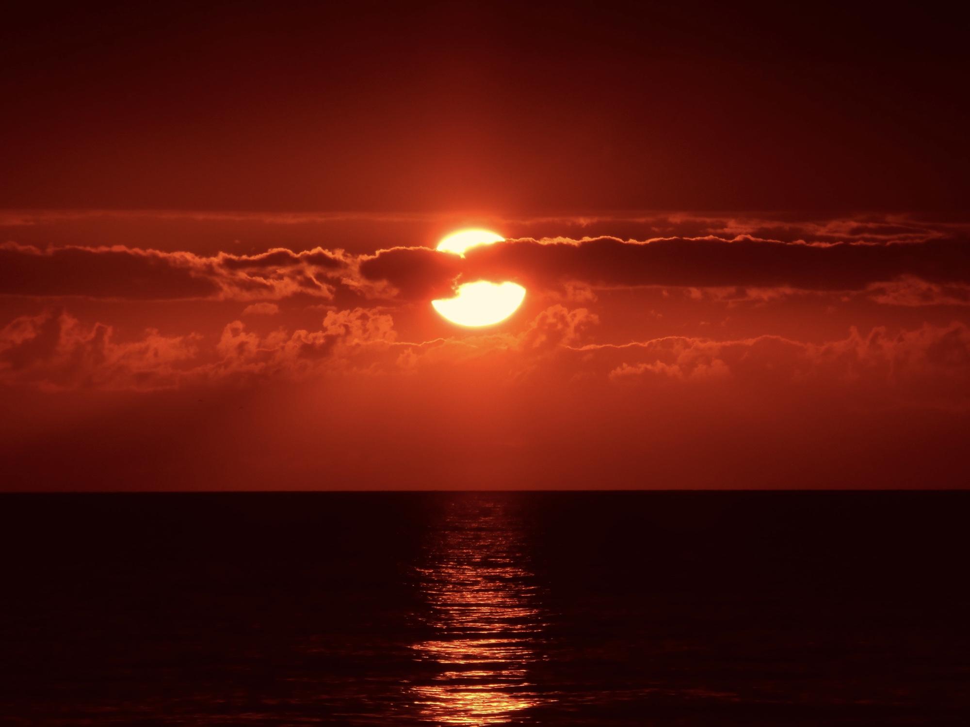 Foto: Sonnenuntergang am Meer