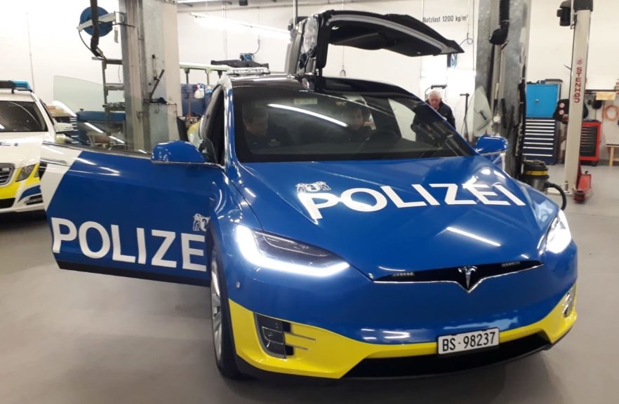Foto: Tesla X der Kantonspolizei Basel-Stadt