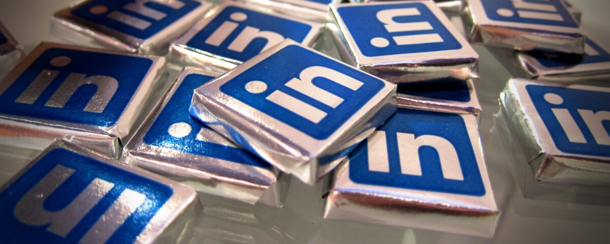 Foto: Schokoladentäfelchen mit LinkedIn-Logo