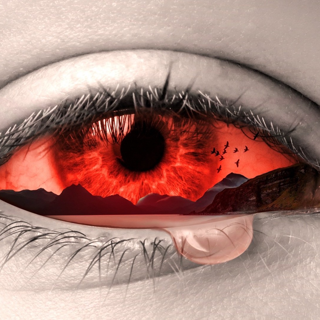Bild: Rotes Auge mit einzelner Träne