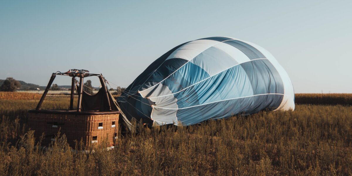 Foto: Heissluftballon am Boden