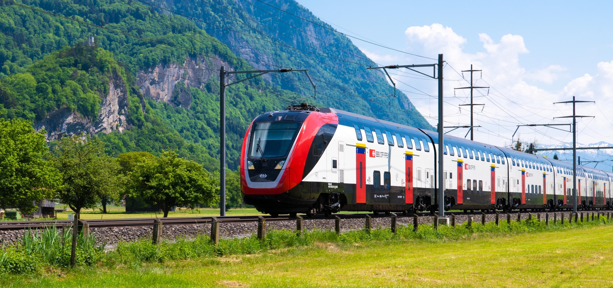 Foto: Zug der Schweizerischen Bundesbahnen (SBB)