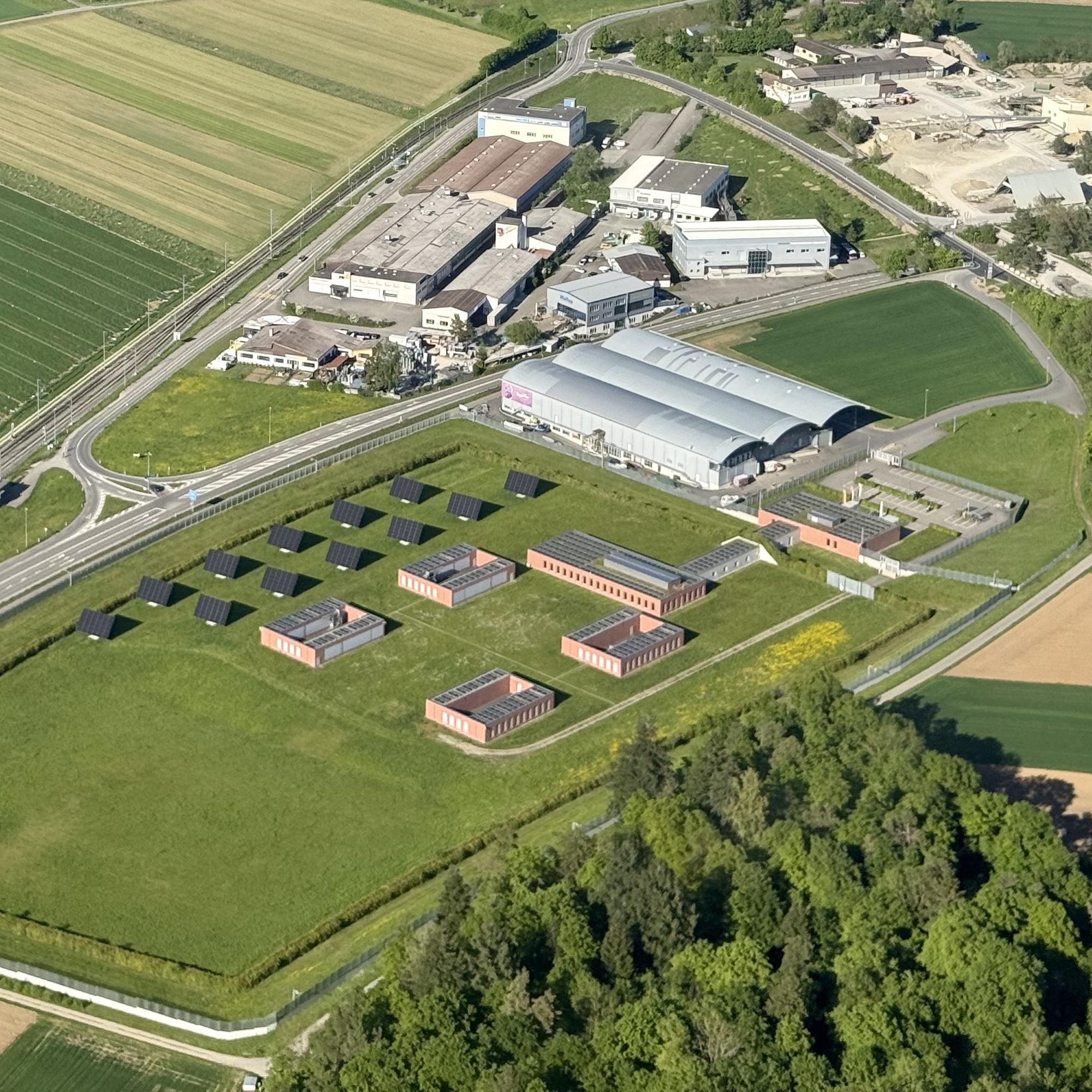 Luftbild: SWIFT-Data Center in Diessenhofen in der Schweiz